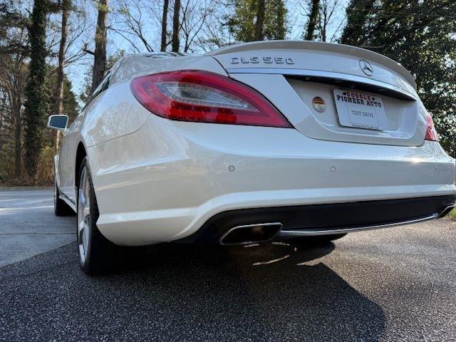 Mercedes-Benz CLS-Class CLS550 2012