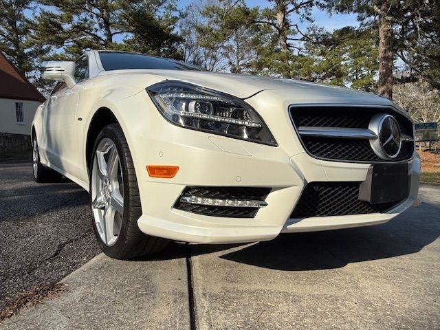 Mercedes-Benz CLS-Class CLS550 2012
