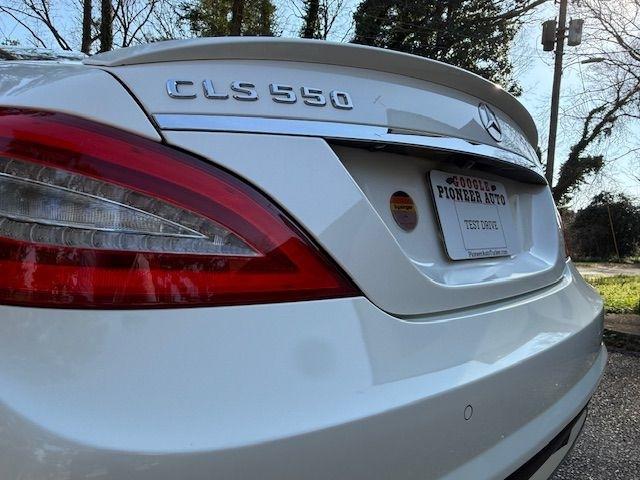 Mercedes-Benz CLS-Class CLS550 2012