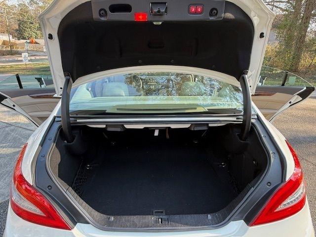 Mercedes-Benz CLS-Class CLS550 2012