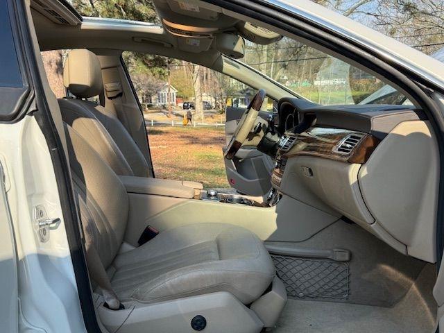 Mercedes-Benz CLS-Class CLS550 2012