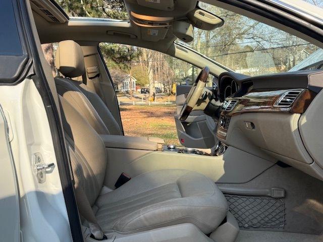 Mercedes-Benz CLS-Class CLS550 2012