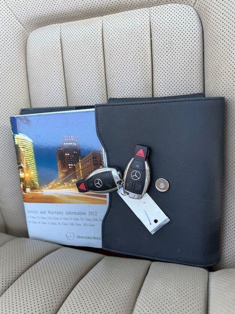 Mercedes-Benz CLS-Class CLS550 2012