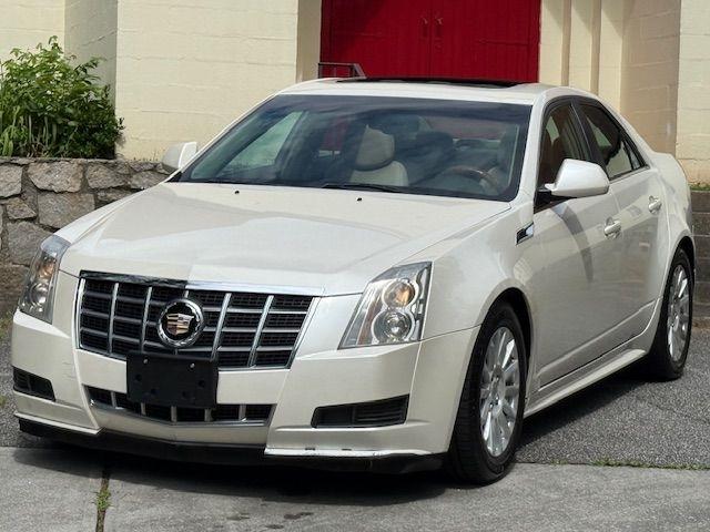 Cadillac CTS Luxury 2012