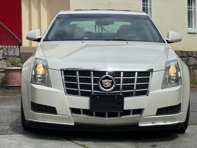 Cadillac CTS Luxury 2012