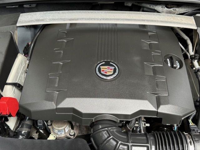 Cadillac CTS Luxury 2012