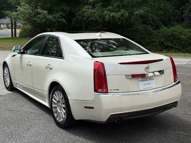 Cadillac CTS Luxury 2012