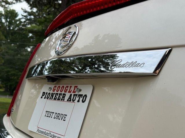 Cadillac CTS Luxury 2012