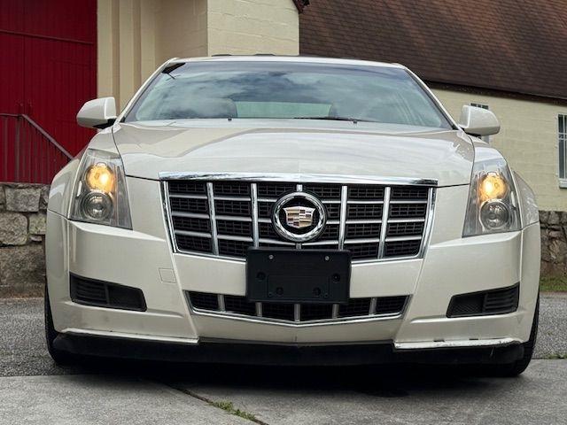 Cadillac CTS Luxury 2012