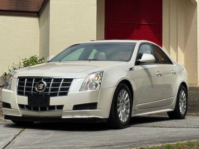 Cadillac CTS Luxury 2012