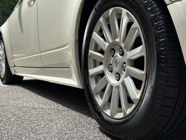 Cadillac CTS Luxury 2012