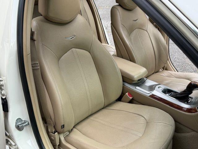 Cadillac CTS Luxury 2012