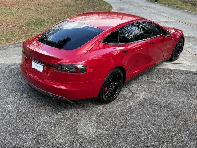 Tesla Model S 85D 2015