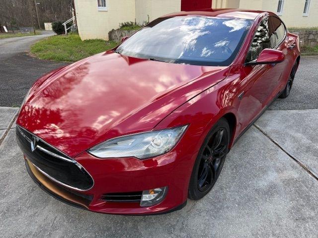 Tesla Model S 85D 2015