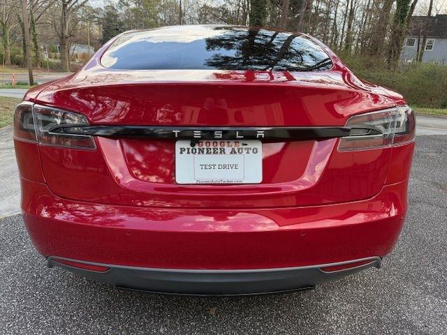 Tesla Model S 85D 2015