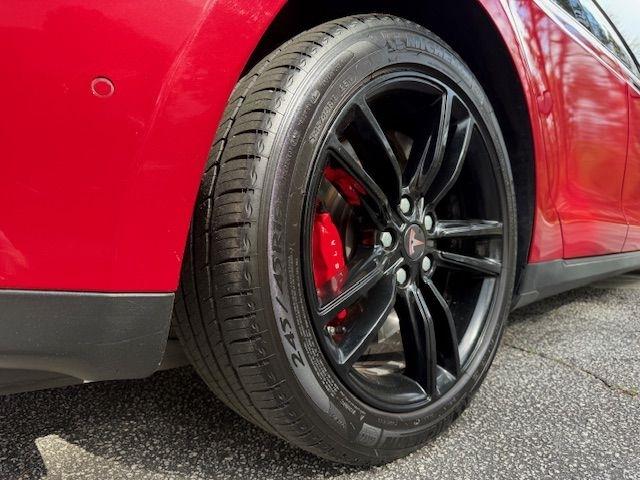 Tesla Model S 85D 2015