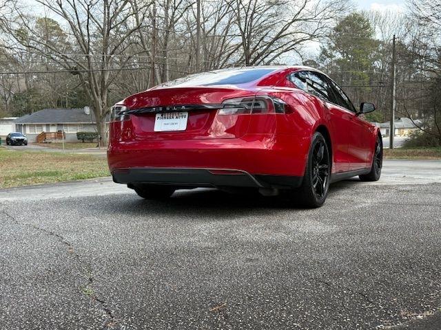 Tesla Model S 85D 2015