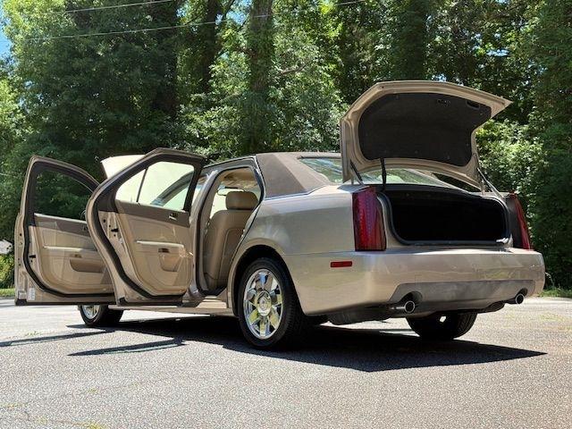 Cadillac STS V6 2005