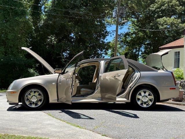 Cadillac STS V6 2005