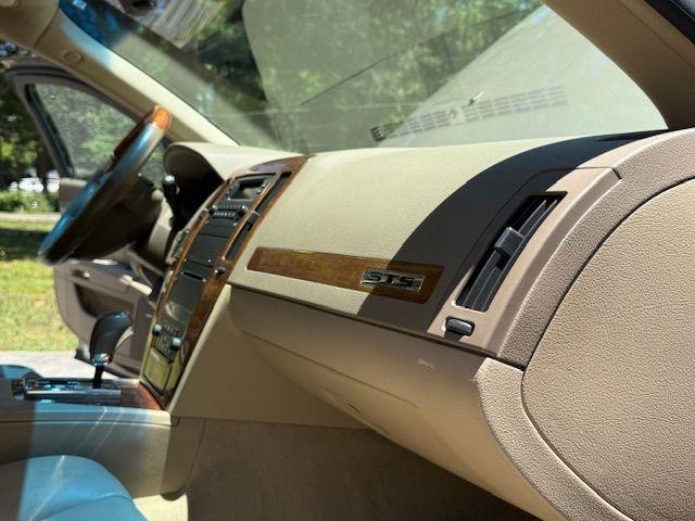 Cadillac STS V6 2005