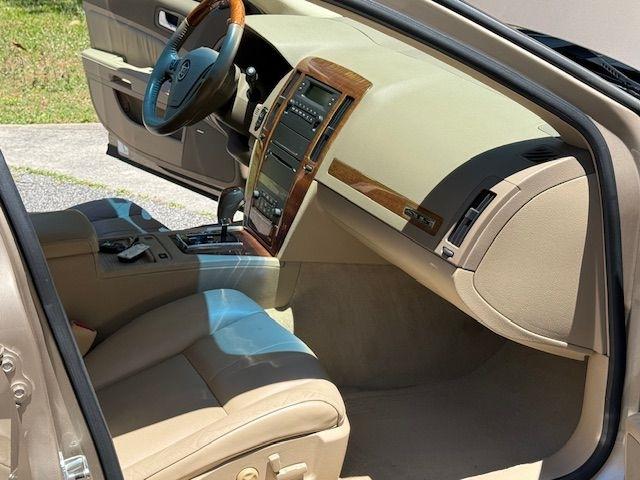 Cadillac STS V6 2005