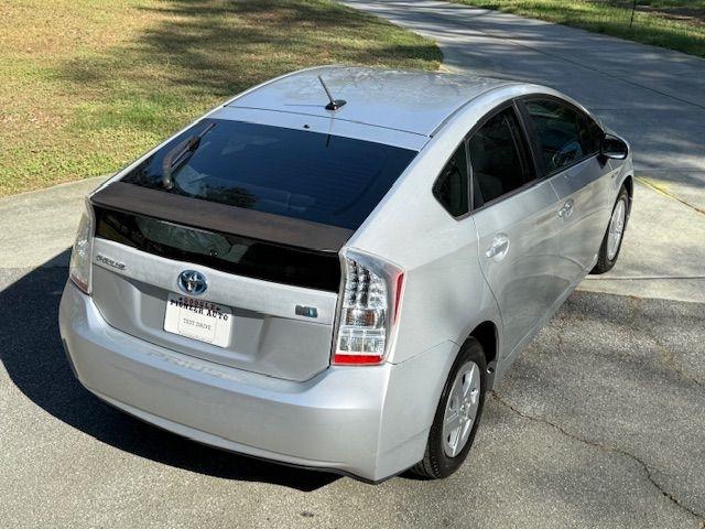 Toyota Prius Prius V 2010
