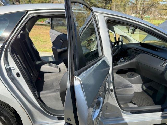 Toyota Prius Prius V 2010