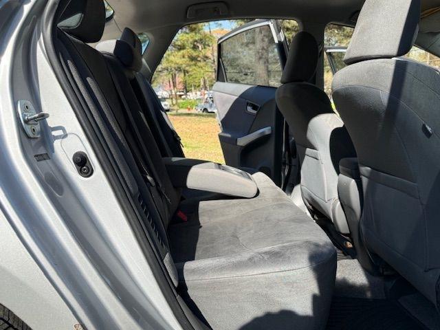 Toyota Prius Prius V 2010