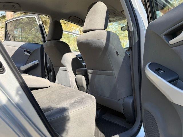 Toyota Prius Prius V 2010