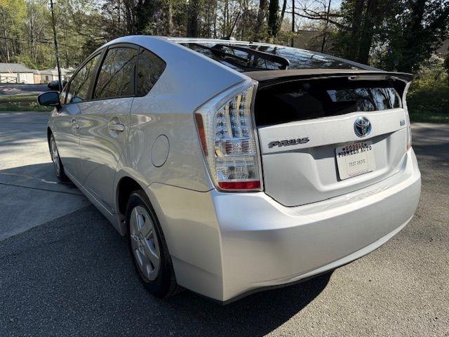 Toyota Prius Prius V 2010