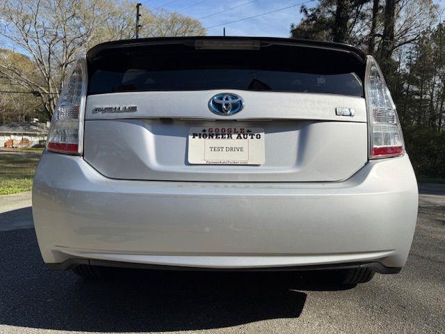 Toyota Prius Prius V 2010