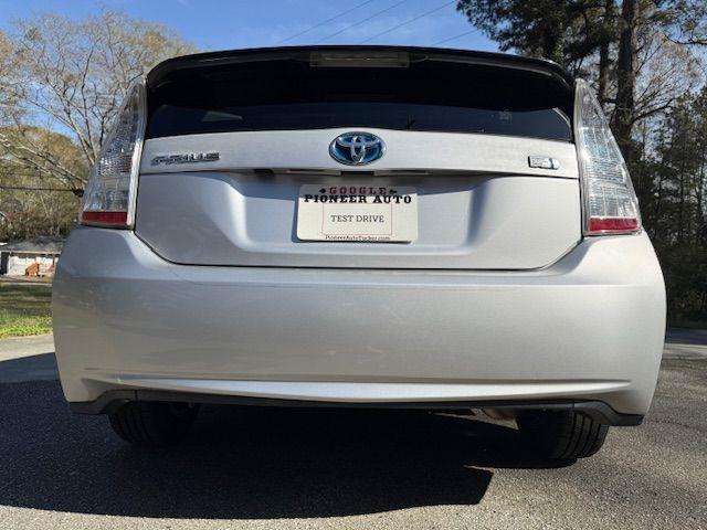 Toyota Prius Prius V 2010