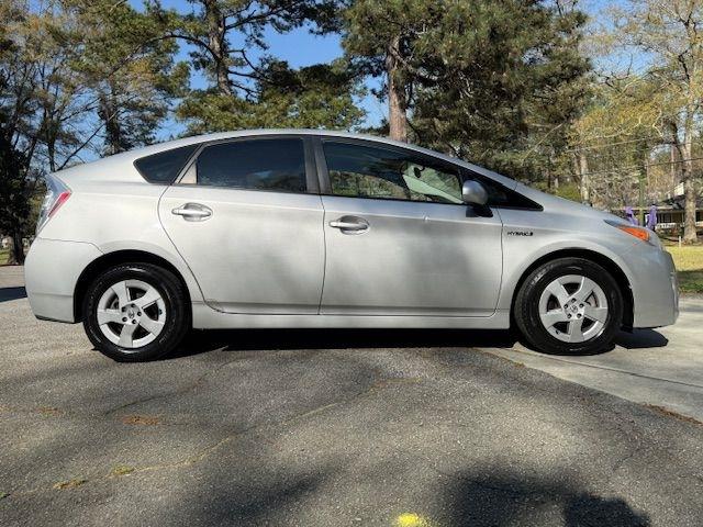 Toyota Prius Prius V 2010