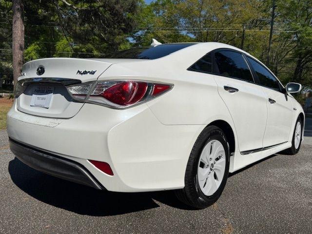 Hyundai Sonata Hybrid Sedan 2015