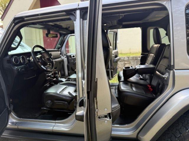 Jeep Wrangler Unlimited Sahara 2018