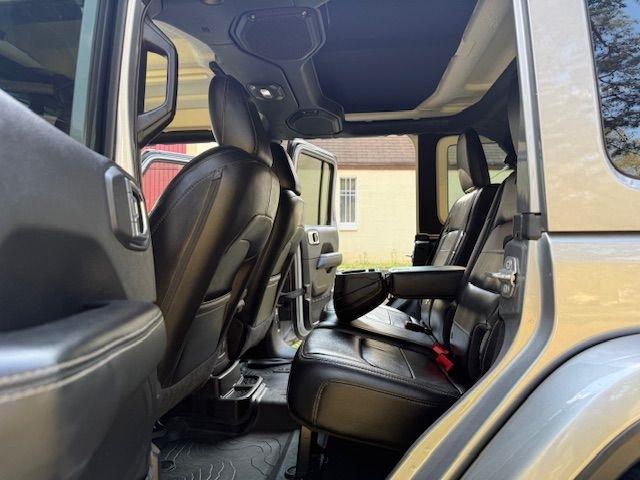 Jeep Wrangler Unlimited Sahara 2018