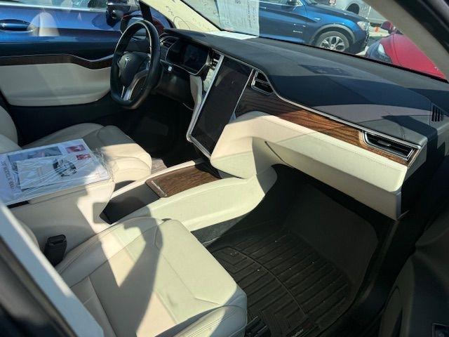 Tesla Model X 90D 2017