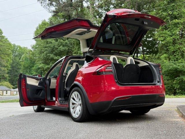 Tesla Model X 90D 2017