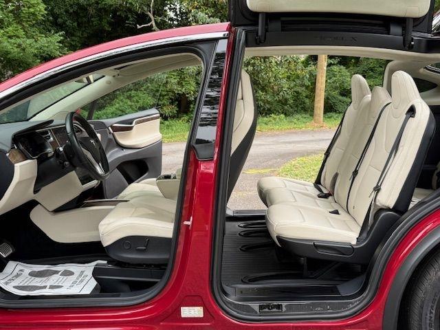 Tesla Model X 90D 2017