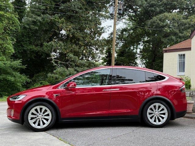 Tesla Model X 90D 2017