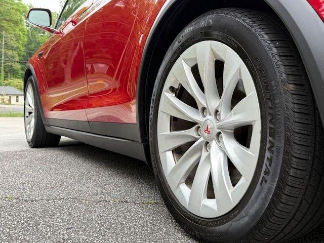 Tesla Model X 90D 2017