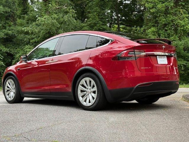 Tesla Model X 90D 2017