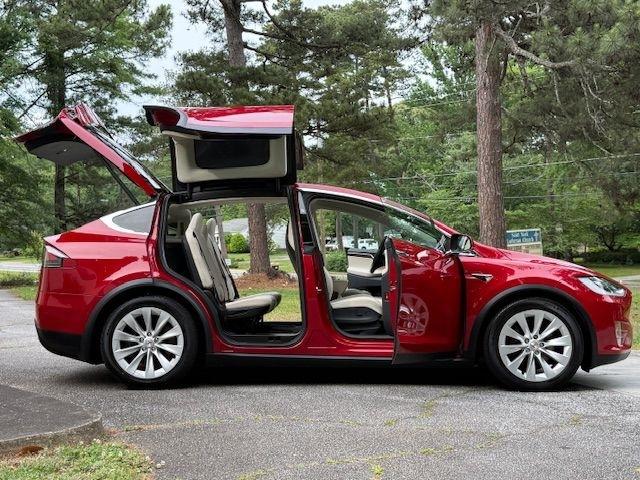 Tesla Model X 90D 2017