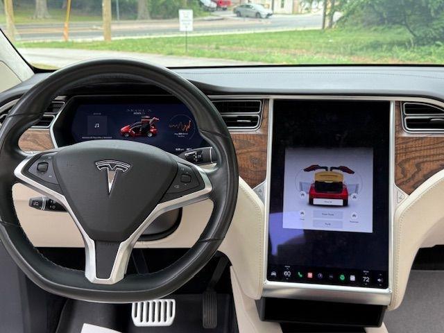 Tesla Model X 90D 2017