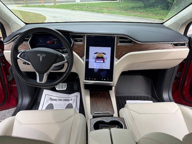 Tesla Model X 90D 2017