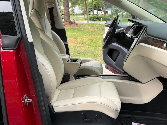 Tesla Model X 90D 2017