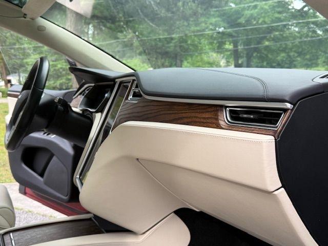 Tesla Model X 90D 2017