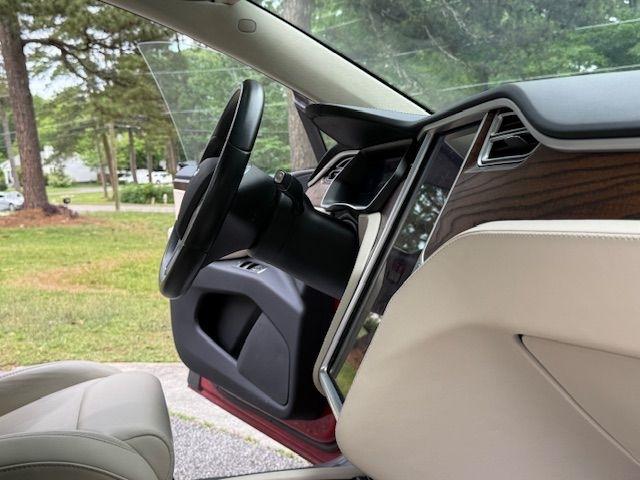 Tesla Model X 90D 2017