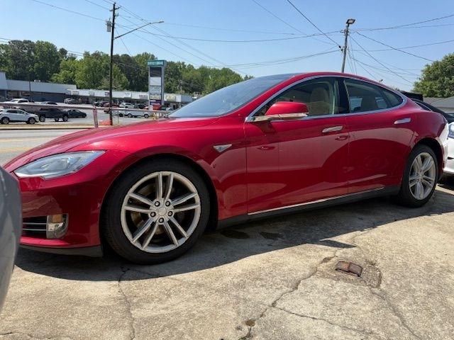 Tesla Model S 85D 2015