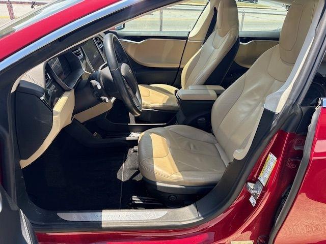 Tesla Model S 85D 2015